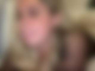 lillylox's Live Sex Cam Show