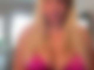 lillylox's Live Sex Cam Show