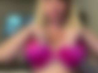 lillylox's Live Sex Cam Show