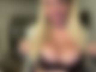 lillylox's Live Sex Cam Show