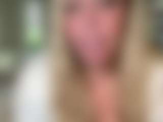 lillylox's Live Sex Cam Show