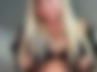 lillylox's Live Sex Cam Show