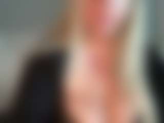 lillylox's Live Sex Cam Show