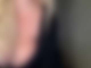 lillylox's Live Sex Cam Show
