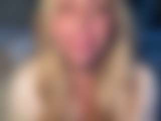 lillylox's Live Sex Cam Show