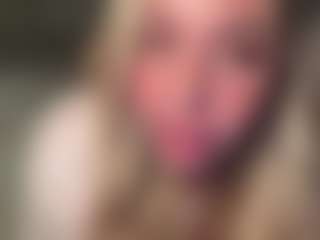 lillylox's Live Sex Cam Show