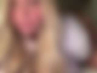 lillylox's Live Sex Cam Show