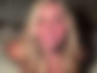 lillylox's Live Sex Cam Show