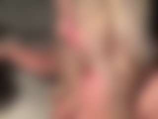 lillylox's Live Sex Cam Show