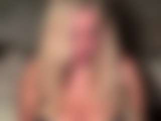 lillylox's Live Sex Cam Show
