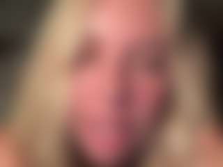 lillylox's Live Sex Cam Show
