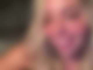 lillylox's Live Sex Cam Show
