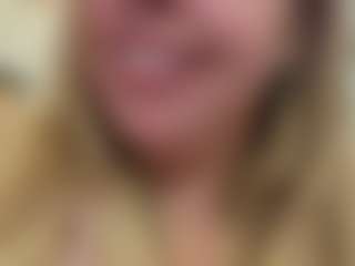lillylox's Live Sex Cam Show