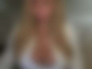 lillylox's Live Sex Cam Show