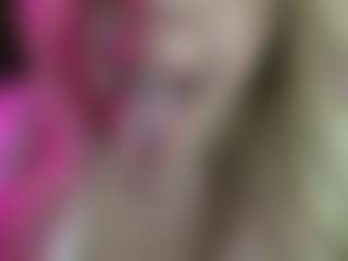 lillylox's Live Sex Cam Show