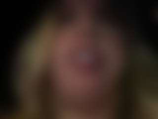 lillylox's Live Sex Cam Show