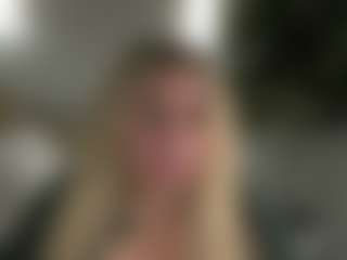 lillylox's Live Sex Cam Show
