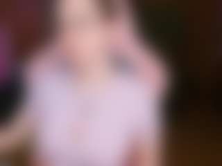 Live cam show with nicolebloom - Teen (18+) on 1on1-livenow | united states