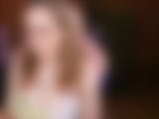 Live cam show with nicolebloom - Oil on CamwithHer