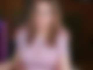 Live cam show with nicolebloom - Trimmed Granny on infinitiblacc.com
