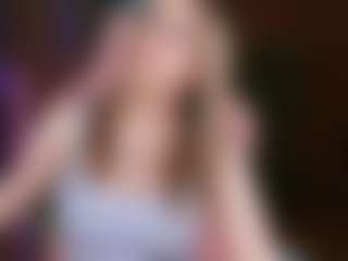 Live cam show with nicolebloom - Lush on Camsoda.co