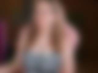 Live cam show with nicolebloom - Gamer on Camversity