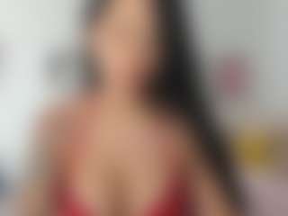 Live cam show with abril martinez - Athletic Cum on Camsoda