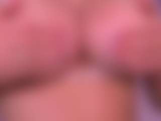violeta-sanz's Live Sex Cam Show