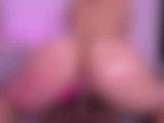 violeta-sanz's Live Sex Cam Show