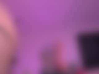 violeta-sanz's Live Sex Cam Show