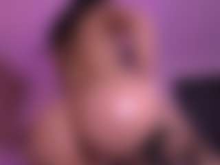 violeta-sanz's Live Sex Cam Show