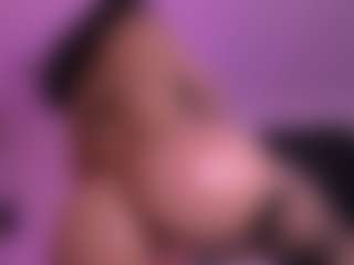 violeta-sanz's Live Sex Cam Show
