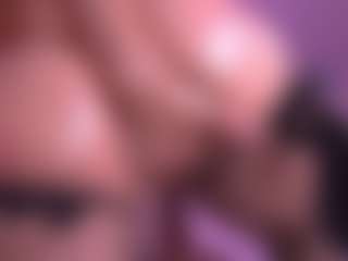 violeta-sanz's Live Sex Cam Show