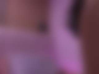 Live cam show with violeta-sanz - Double Penetration on livesuperchat.net