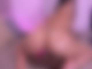 violeta-sanz's Live Sex Cam Show