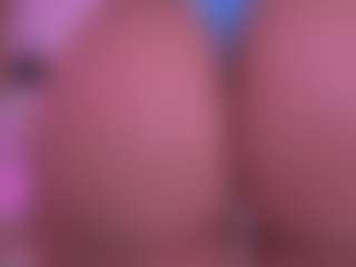 Live cam show with violeta-sanz - Double Penetration on sexylivex.com