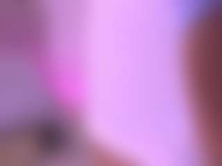 Live cam show with violeta-sanz - American Petite on Livezox | colombia