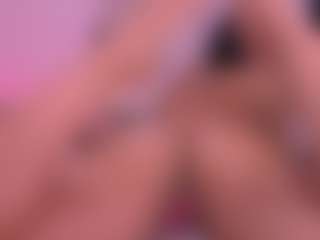 violeta-sanz's Live Sex Cam Show