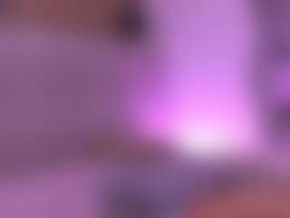 Live cam show with violeta-sanz - Thong on Fit Hotties