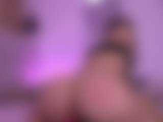 Live cam show with violeta-sanz - Vr on luckytryst.com