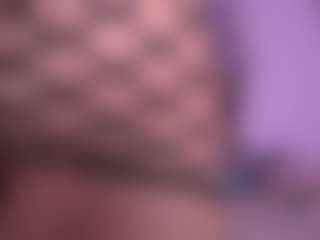 Live cam show with violeta-sanz - Living Room on sexylivex.com