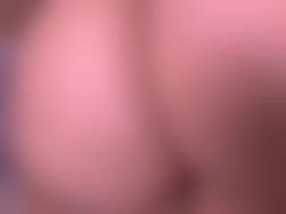 Live cam show with violeta-sanz - Living Room on StripNow