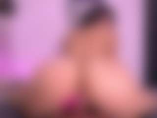 violeta-sanz's Live Sex Cam Show