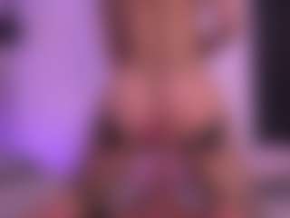 violeta-sanz's Live Sex Cam Show