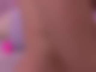 Live cam show with violeta-sanz - Latina Petite on Camsoda | colombia