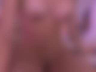 Live cam show with violeta-sanz - Fingers on Milfs Live