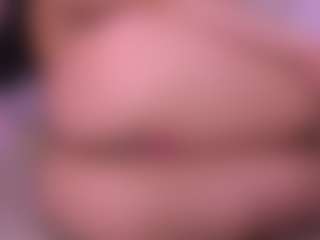 Live cam show with violeta-sanz - Fingering on CamClone