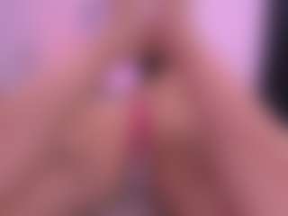 violeta-sanz's Live Sex Cam Show