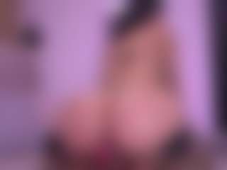 Live cam show with violeta-sanz - Thong on CamSextacy