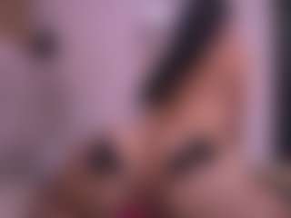 Live cam show with violeta-sanz - Young Adult on AdultVida.com
